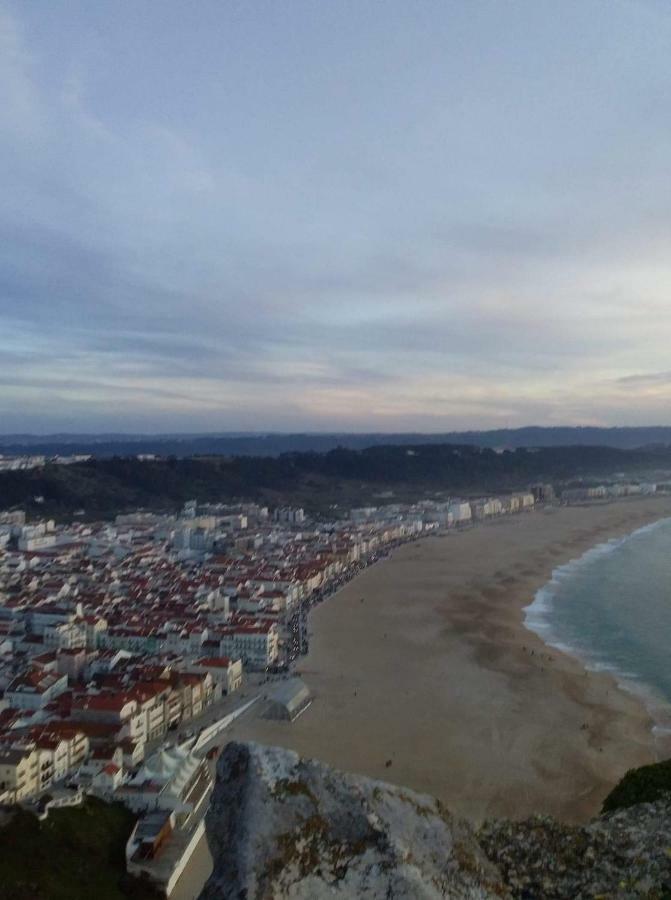 Le Parisien 1 Apartment Serra d'El-Rei Bagian luar foto